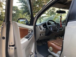 Toyota Innova 2012 - Hết tiền, bán xe số tự động