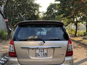 Toyota Innova 2012 - Hết tiền, bán xe số tự động