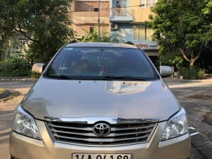 Toyota Innova 2012 - Hết tiền, bán xe số tự động