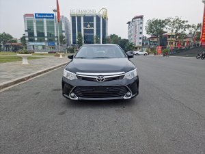 Toyota Camry 2015 - Màu đen, giá tốt