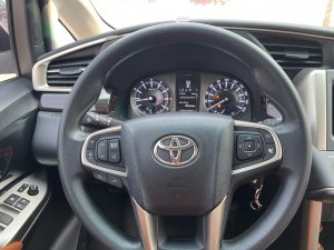 Toyota Innova 2019 - Màu xám giá ưu đãi