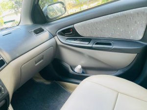 Toyota Vios 2005 - Màu bạc giá hữu nghị