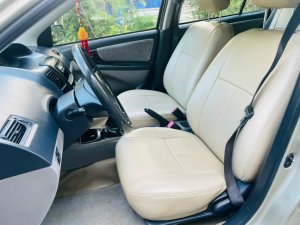 Toyota Vios 2005 - Màu bạc giá hữu nghị