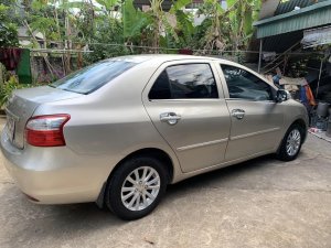 Toyota Vios 2010 - Xe màu bạc