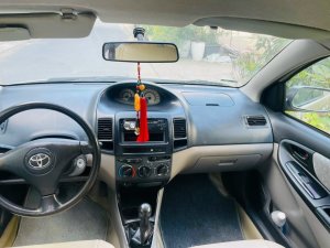 Toyota Vios 2005 - Màu bạc giá hữu nghị