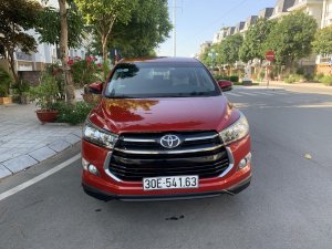 Toyota Innova 2017 - Xe màu đỏ