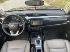 Toyota Hilux 2015 - Miễn phí rút hồ sơ gốc
