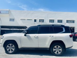 Toyota Land Cruiser 2021 - Liên hệ để nhận ngay xe, giảm tiền mặt, nhiều quà tặng giá trị