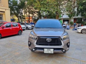 Toyota Innova 2020 - Màu xám số sàn