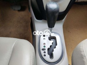Toyota Vios 2010 - Màu bạc, số tự động