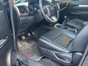 Toyota Hilux 2018 - Xe mới 95% giá tốt 640tr