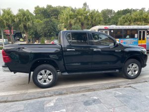 Toyota Hilux 2018 - Xe mới 95% giá tốt 640tr