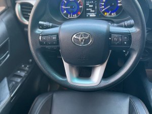 Toyota Hilux 2018 - Xe mới 95% giá tốt 640tr