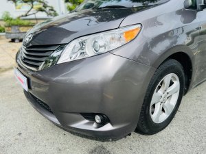 Toyota Sienna 2010 - Tiện nghi - Sang trọng