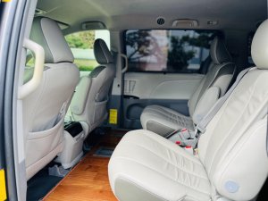 Toyota Sienna 2010 - Tiện nghi - Sang trọng