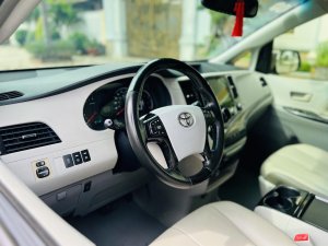 Toyota Sienna 2010 - Tiện nghi - Sang trọng