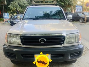 Toyota Land Cruiser 1999 - Xe gia đình đẹp xuất sắc giá chỉ 445tr