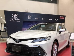 Toyota Camry 2022 - Xe có sẵn đủ màu giao ngay - Nhiều quà tặng và ưu đãi giá trị