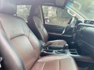 Toyota Hilux 2018 - xe củ bán tải toyota Hilux 2018