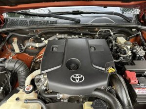 Toyota Hilux 2016 - Màu đỏ, nhập khẩu giá ưu đãi