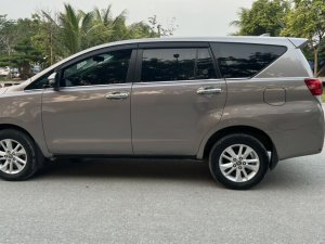 Toyota Innova 2018 - Số sàn xe gia đình, nói không với taxi dịch vụ