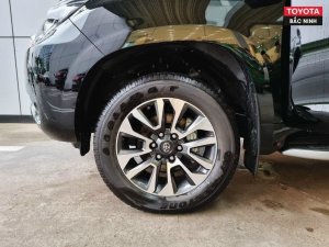 Toyota Land Cruiser Prado 2022 - Bán ô tô Toyota Land Cruiser Pradodo VX năm 2022, nhập khẩu nguyên chiếc