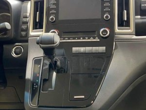 Toyota Granvia 2022 - [Hot] Toyota Granvia 2022 - Mẫu xe 9 chỗ đời đầu của Toyota, màu đen sang trọng đẳng cấp, giao ngay, ưu đãi khủng