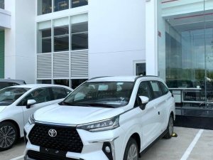 Toyota Veloz Cross 2022 - Trắng ngọc trai - Giao xe nhanh ngay trong tháng 05