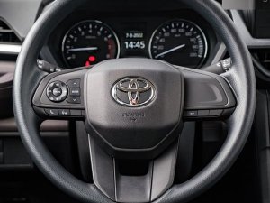 Toyota Avanza Premio 2022 - Màu trắng giá ưu đãi
