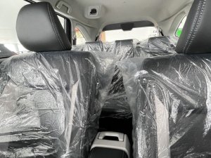 Toyota Veloz Cross 2022 - Sẵn xe, giao ngay