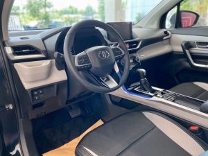 Toyota Veloz Cross 2022 - Xe màu đen giá ưu đãi