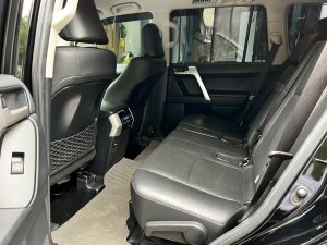 Toyota Land Cruiser Prado 2018 - Màu đen, xe nhập