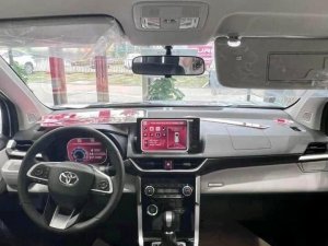 Toyota Veloz Cross 2022 - Chương trình ưu đãi đặc biệt chỉ có trong tháng 10 - Liên hệ nhận riêng