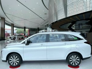 Toyota Veloz Cross 2022 - Khuyến mãi tốt, hỗ trợ vay 85%