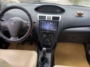 Toyota Vios 2010 - Màu trắng số sàn