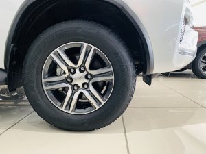 Toyota Fortuner 2021 - Máy dầu, cực đẹp