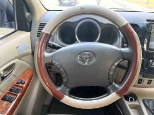 Toyota Fortuner 2011 - Giá 425tr