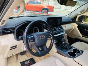 Toyota Land Cruiser LC300 2021 - Bán Toyota Land Cruiser LC300 sản xuất 2021 đăng ký 2022