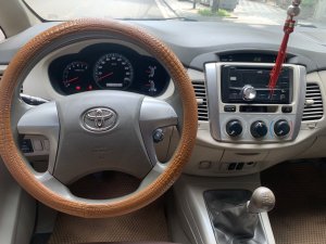 Toyota Innova 2015 - Xe xịn form mới cần bán