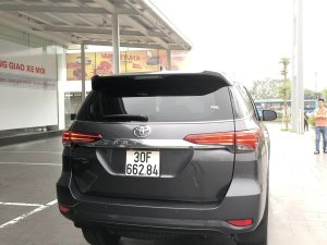 Toyota Fortuner 2019 - Xe màu xám chính chủ