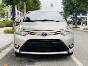 Màu vàng cát biển TP xe đẹp