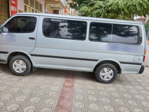 Toyota Hiace 2004 - Giá chỉ 69 triệu, có thương lượng