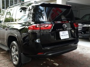 Toyota Land Cruiser 2022 - Xe màu đen, nhập khẩu