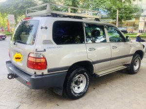 Toyota Land Cruiser 1999 - Xe gia đình đẹp xuất sắc, giá chỉ 445tr