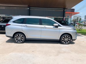 Toyota Veloz Cross 2022 - Tháng 12 nhiều ưu đãi