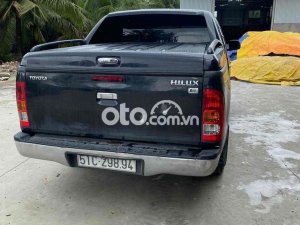 Toyota Hilux cần tiền bán gấp 2011 - cần tiền bán gấp