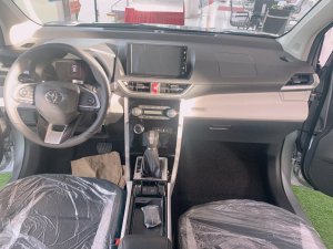 Toyota Veloz Cross 2022 - Tháng 12 nhiều ưu đãi