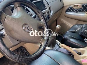 Toyota Hilux cần tiền bán gấp 2011 - cần tiền bán gấp