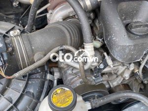 Toyota Hilux cần tiền bán gấp 2011 - cần tiền bán gấp
