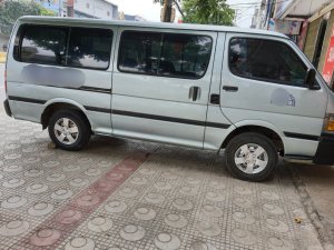 Toyota Hiace 2004 - Giá chỉ 69 triệu, có thương lượng